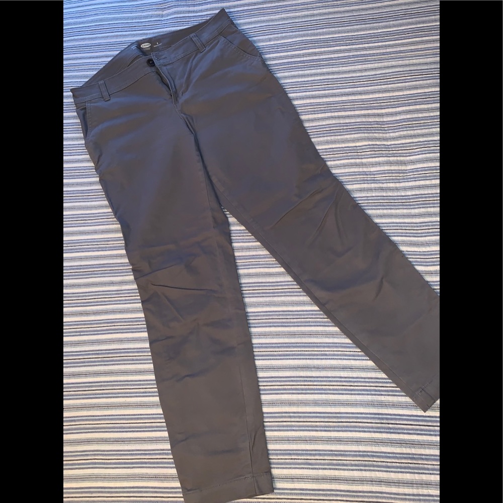 Old Navy gray skinny pants